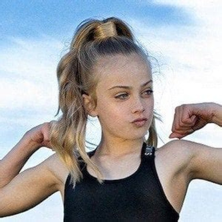 India Woollard Net Worth, Age, Height, Bio, Birthday, Wiki!