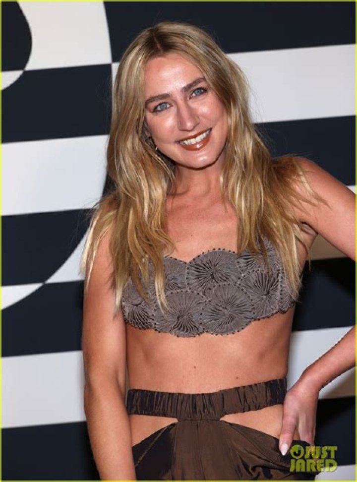 Fame | Ingrid Andress net worth and salary income estimation Jan, 2024