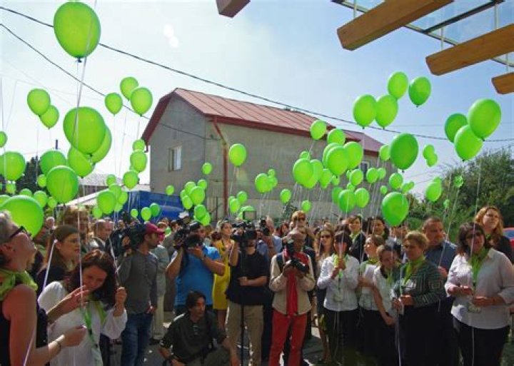 Inna Teams Up With Hospice Casa Sperantei For Her Birthday