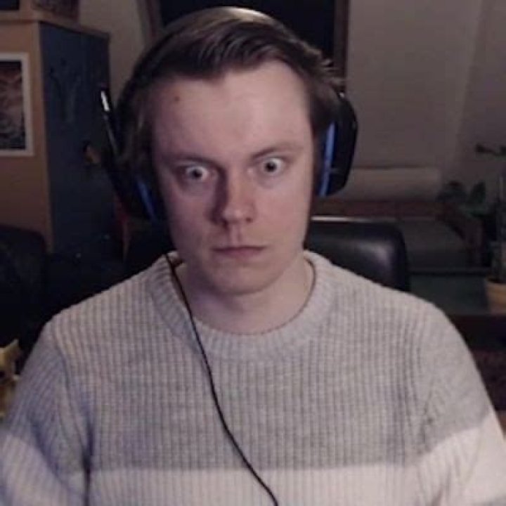 Insym (Twitch)- Age, Real Name, Wiki, Net Worth, Girlfriend