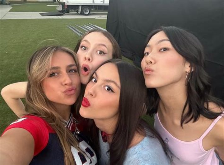 Is Tate McRae married?