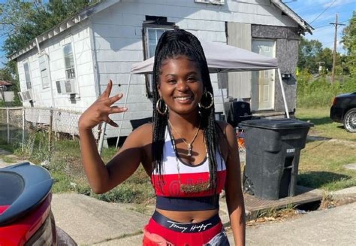 Iviona Hatch Net Worth, Age, Height, Bio, Birthday, Wiki!