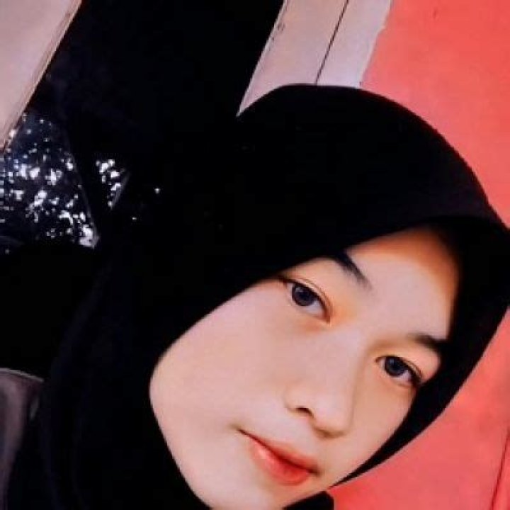 Iyeinindyw- Bio, Age, Net Worth, Boyfriend, Dating, Height