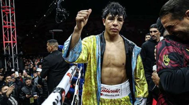 Jaime Munguia- Wiki, Age, Height, Net Worth, Girlfriend, Dating