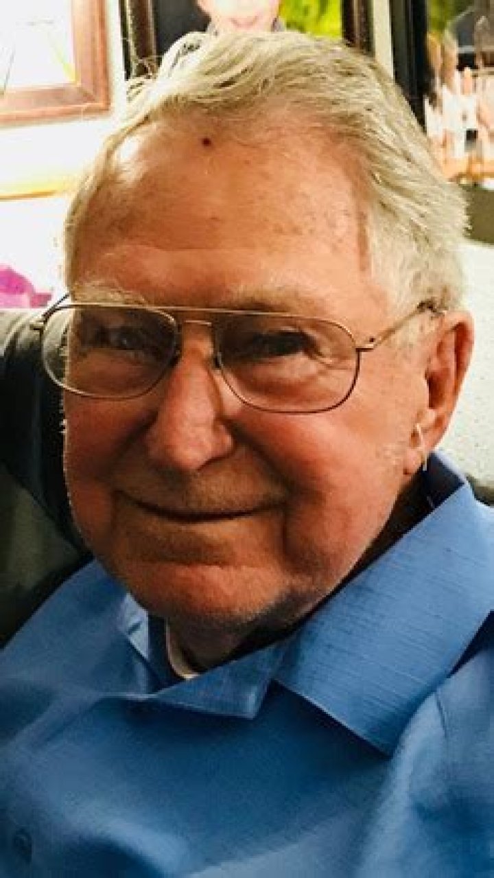 James B. Linn- Wiki, Age, Ethnicity, Girlfriend, Height, Net Worth, Career