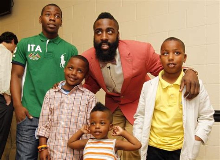 Does James Harden have children?
