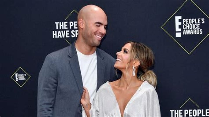 Jana Kramer Ex-Husbands: Meet Michael, Johnathon, And Mike