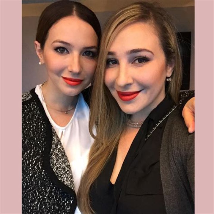 Janelle Vega - Net Worth, Age, Height, Birthday, Bio, Wiki!