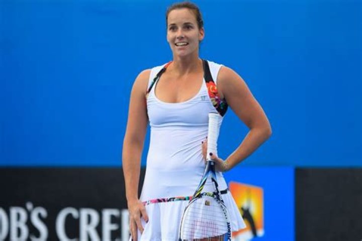 Jarmila Wolfe Net Worth, Age, Height, Bio, Birthday, Wiki!