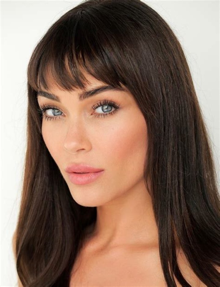 Jasmine Waltz- Wiki, Age, Height, Net Worth, Boyfriend, Ethnicity