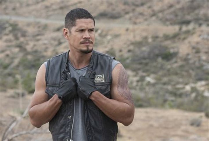 Fame | JD Pardo net worth and salary income estimation Apr, 2024