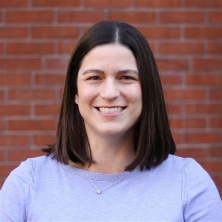 Jennifer Ross Net Worth, Age, Height, Bio, Birthday, Wiki!