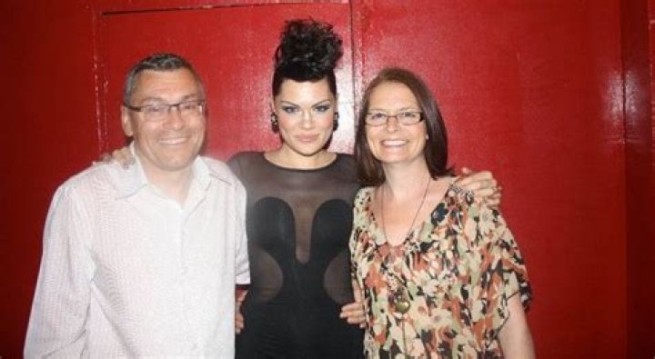 Jessie J Siblings: Meet Rachel And Hannah