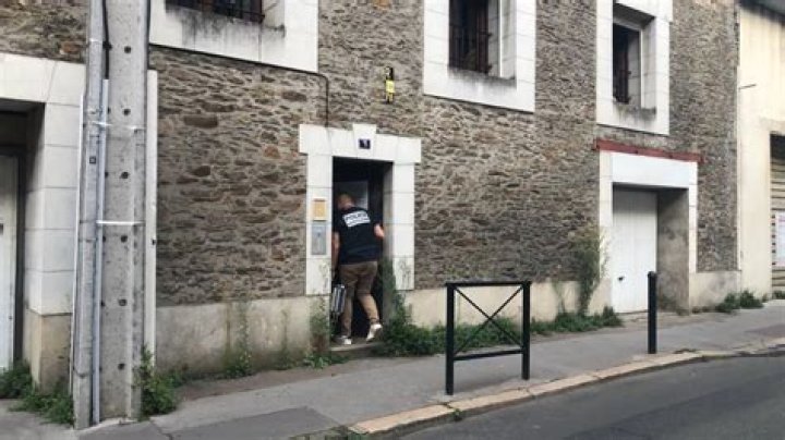 Jeune Fille Retrouvée Morte Paris