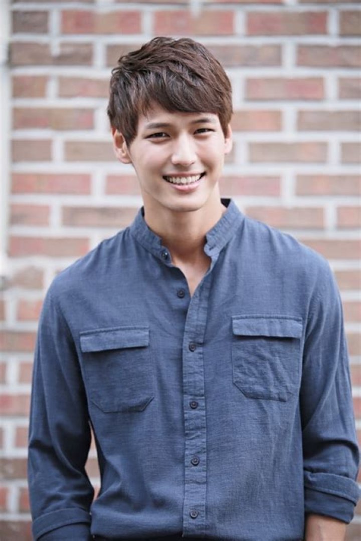 Ji Il-joo - Net Worth, Age, Height, Birthday, Bio, Wiki!