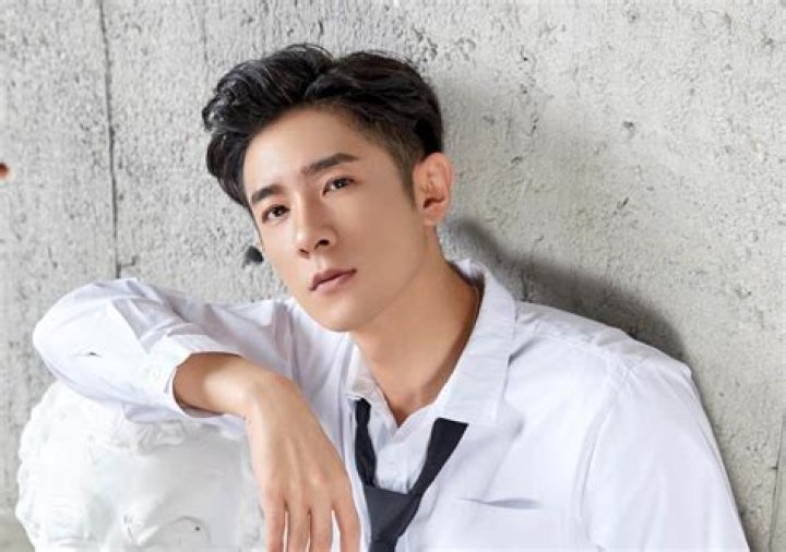 Ji Xiaobing Net Worth, Age, Height, Bio, Birthday, Wiki!