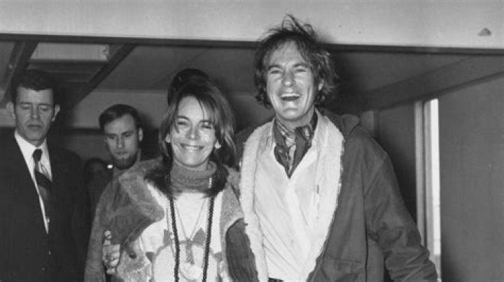 Fame | Joanna Harcourt-Smith net worth and salary income estimation Apr, 2024