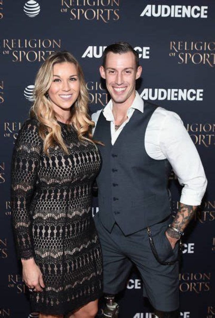 Joey Jones Wife: Is Joey Jones Married?