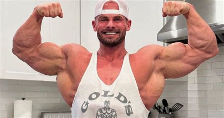 Joey Swoll Net Worth, Age, Height, Bio, Birthday, Wiki!