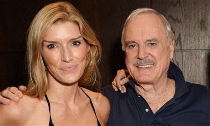 John Cleese's daughter, Cynthia Cleese Biography: Age, Net Worth, Instagram, Spouse, Height, Wiki, Parents, Movies