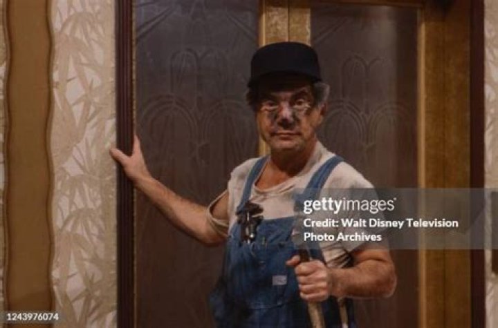 Johnny Haymer - Net Worth, Age, Height, Birthday, Bio, Wiki!