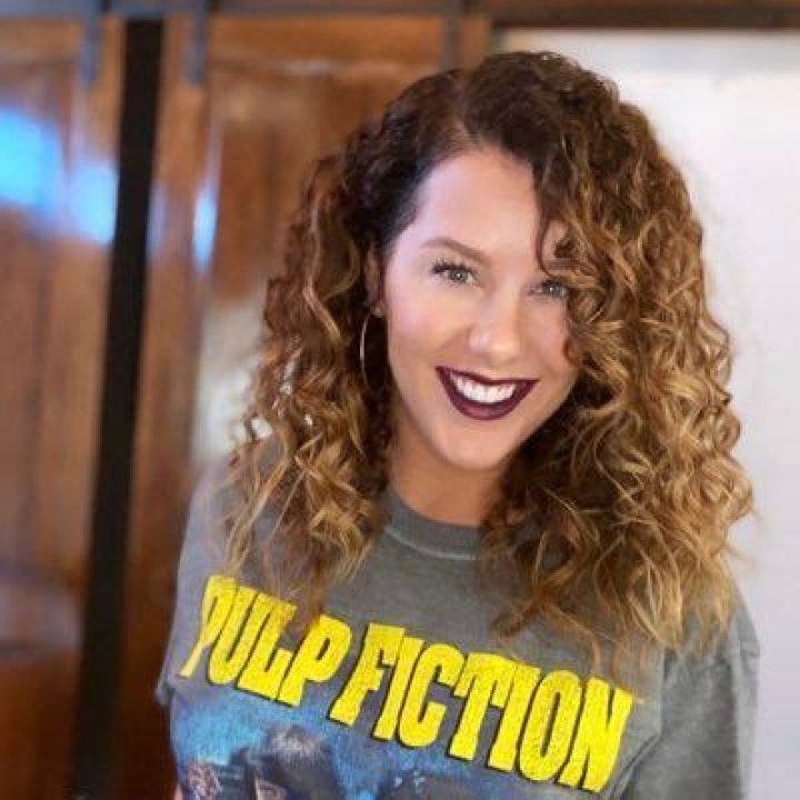 Jolie Poirier- All About The Wife Of Dustin Poirier