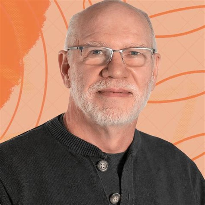 Fame | Jon Snoddy net worth and salary income estimation Apr, 2024