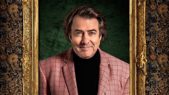 Jonathan Ross - Net Worth, Age, Height, Birthday, Bio, Wiki!