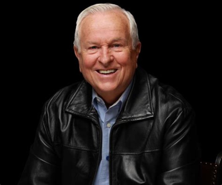 Fame | Josh McDowell net worth and salary income estimation Jan, 2024