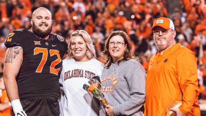 Josh Sills Bio, Parents, Wife, Children, Siblings