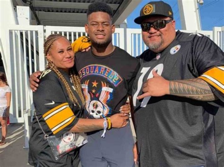 Juju Smith-Schuster Parents: Meet Smith-Schuster's Parents