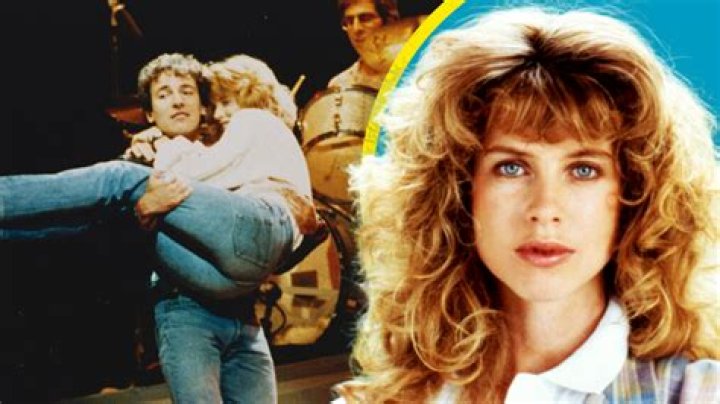 Julianne Phillips Net Worth, Age, Height, Bio, Birthday, Wiki!