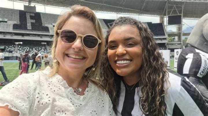 Juninho Pernambucano’s Wife: Who is Juninho Pernambucano Dating?