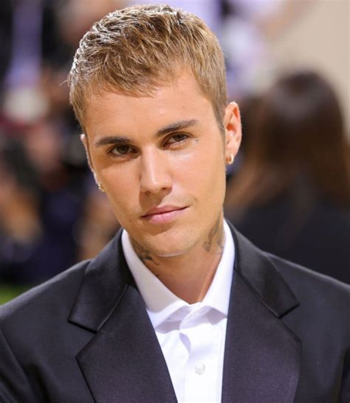 Justin Bieber - Celebrity