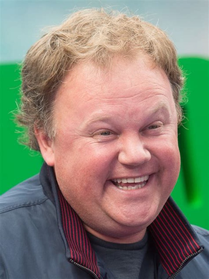 Justin Fletcher- Bio, Age, Net Worth, Girlfriend, Dating, Height