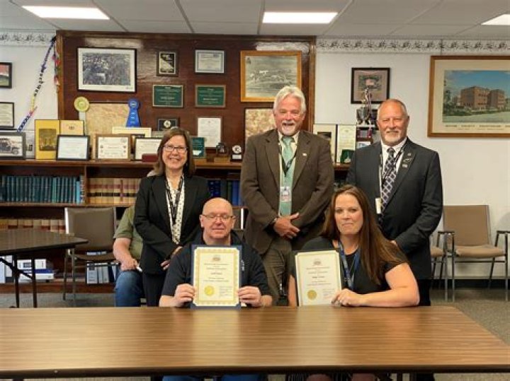 Justin Turner Parents: Meet John And Betsy Turner