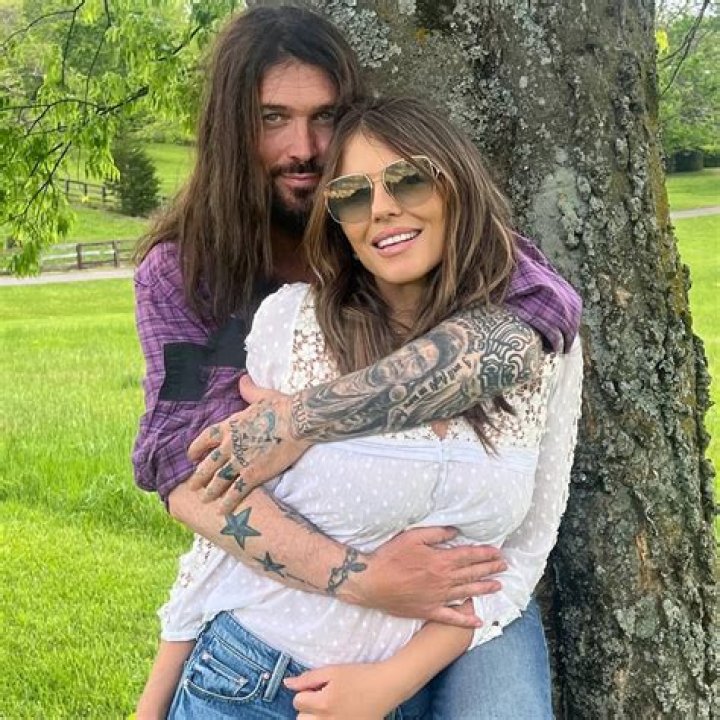 Kacey Barnfield’s Boyfriend: Who is Kacey Barnfield Dating?