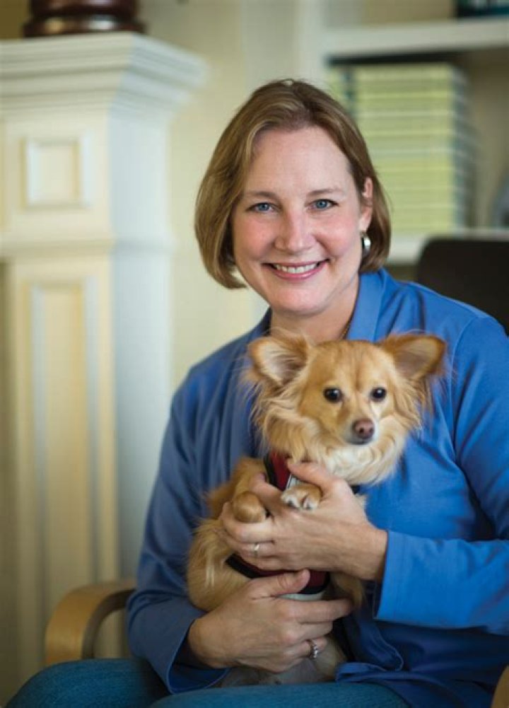 Katherine Alice Applegate Net Worth, Age, Height, Bio, Birthday, Wiki!