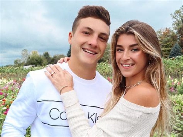 Katie Betzing Wikipedia: Who Is Josh Brueckner Girlfriend Katie Betzing?