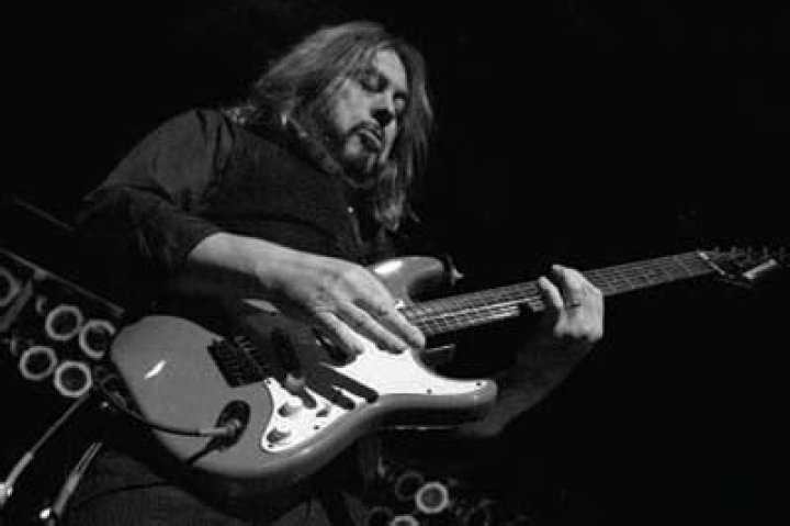 Fame | Kenny Lee Lewis net worth and salary income estimation Jan, 2024