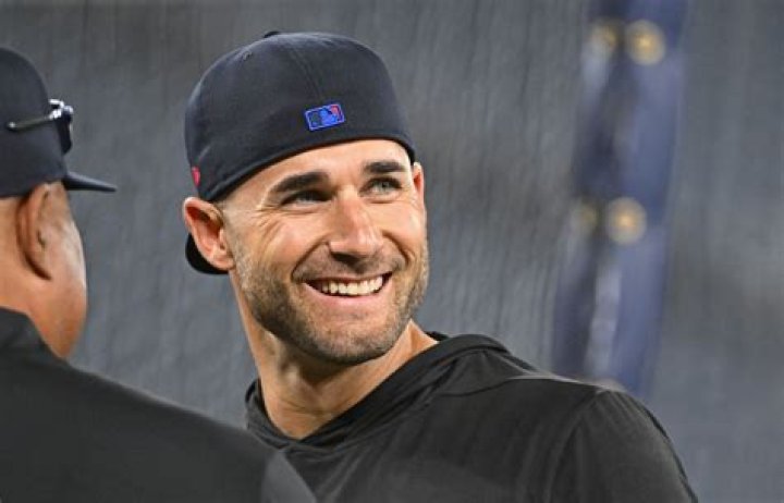 Fame | Kevin Kiermaier net worth and salary income estimation Jan, 2024