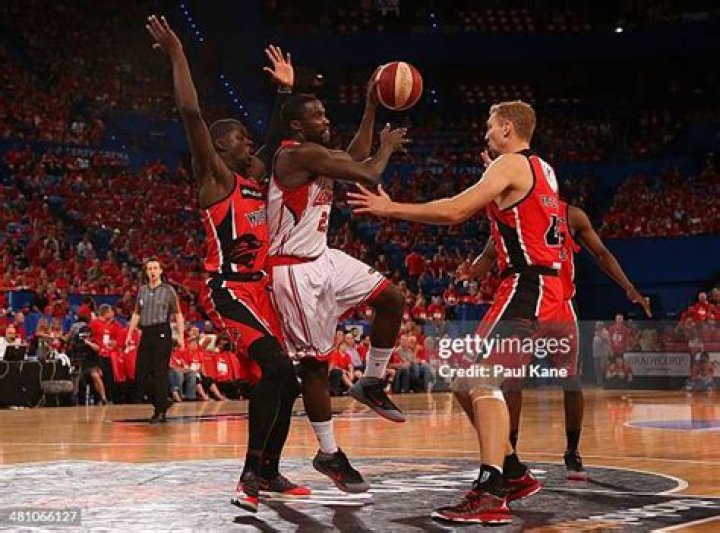 Kevin Tiggs - Net Worth, Age, Height, Birthday, Bio, Wiki!