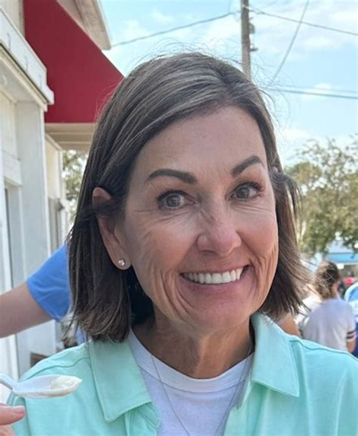 Kim Reynolds Net Worth 2024, Age, Height, Bio, Birthday, Wiki!