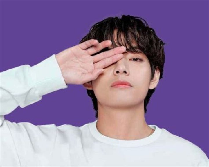 Kim Taehyung Bio, Age, Career, Net Worth, Family