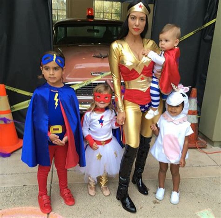 Kourtney Kardashian Forgets About Scott Disick Drama With Halloween Fun – Mason, Penelope & Reign Don Superhero Costumes! (PIC)