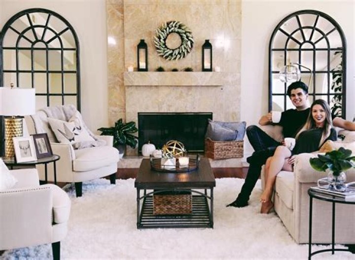 Kristen McGowan Net Worth, Age, Height, Bio, Birthday, Wiki!