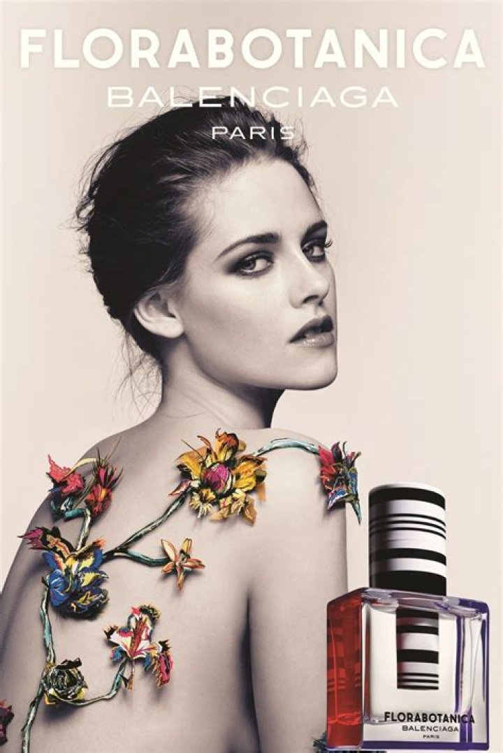 Kristen Stewart Topless and Naked: Exposed for Robert Pattinson? (PHOTO)