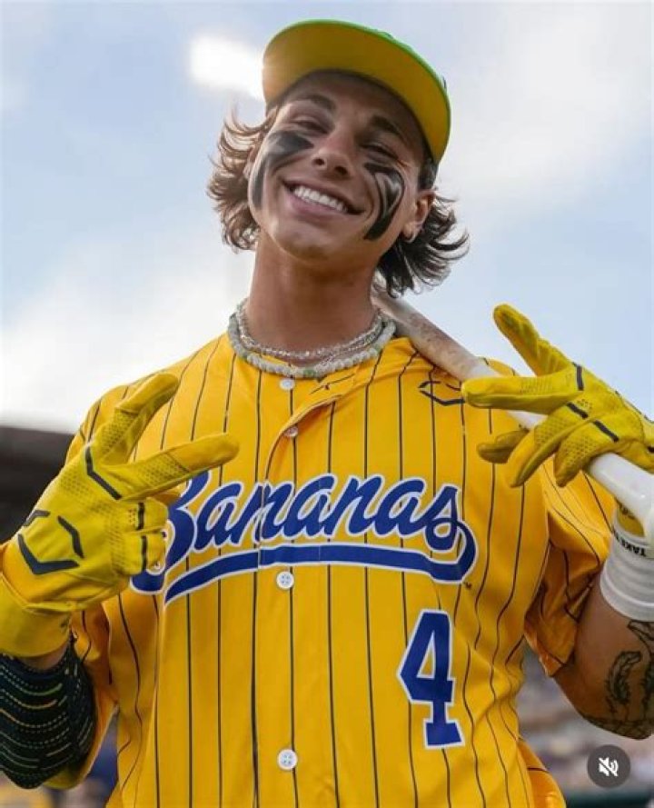 Mongraal Net Worth, Age, Height, Bio, Birthday, Wiki!