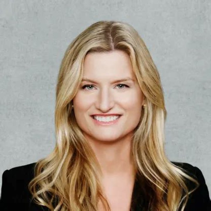 Fame | Laura J. Alber net worth and salary income estimation Jan, 2024