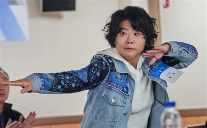 Lee Jung-eun Bio, Age, Height, Net Worth, Husband, Marriage